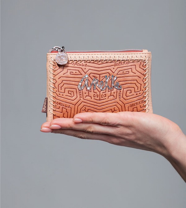 Anekke Tribe Medium Brown Rfid Penazenky | 029561UMD