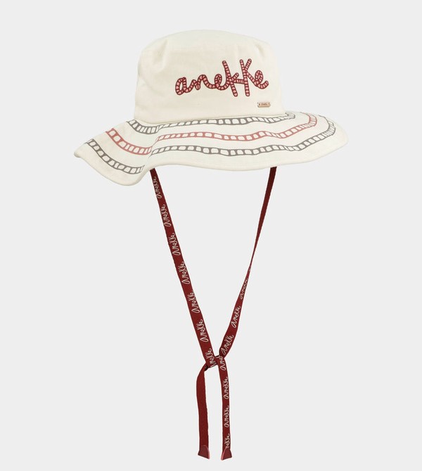 Anekke White Bucket Klobuky | 219643JHB