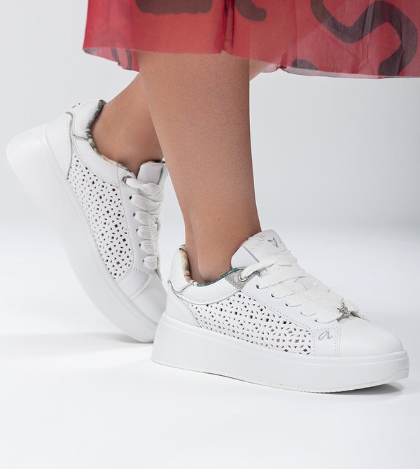 Anekke White Spotted Obuv | 374160FXJ